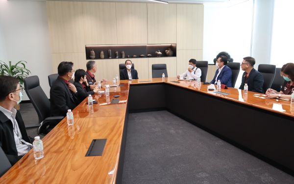 26.05.65 นายกฯ สมัยที่ 18 เข้าพบคุณพรชัย สิทธิยากรณ์ (G11)