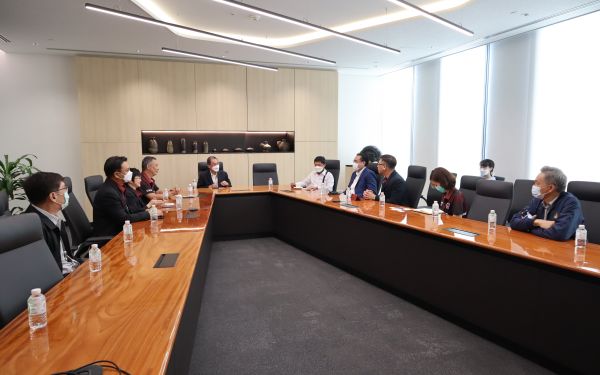 26.05.65 นายกฯ สมัยที่ 18 เข้าพบคุณพรชัย สิทธิยากรณ์ (G11)