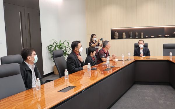 26.05.65 นายกฯ สมัยที่ 18 เข้าพบคุณพรชัย สิทธิยากรณ์ (G11)