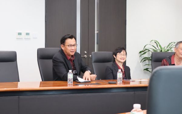 26.05.65 นายกฯ สมัยที่ 18 เข้าพบคุณพรชัย สิทธิยากรณ์ (G11)