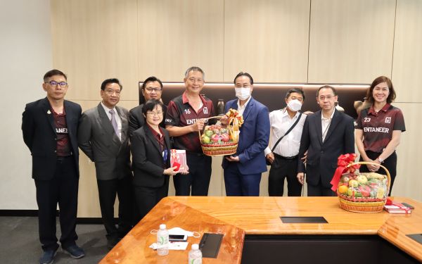 26.05.65 นายกฯ สมัยที่ 18 เข้าพบคุณพรชัย สิทธิยากรณ์ (G11)