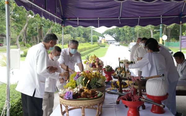 05.06.65 พิธีบวงสรวงศาลพระภูมิ มหาวิทยาลัยเชียงใหม่
