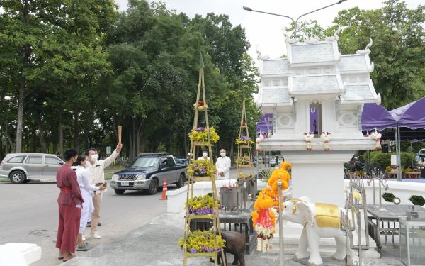 05.06.65 พิธีบวงสรวงศาลพระภูมิ มหาวิทยาลัยเชียงใหม่