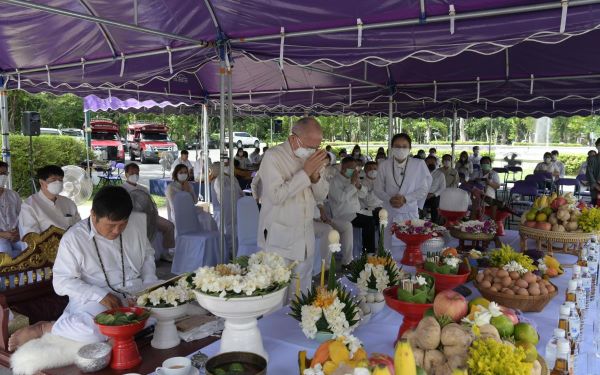 05.06.65 พิธีบวงสรวงศาลพระภูมิ มหาวิทยาลัยเชียงใหม่