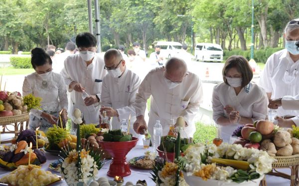 05.06.65 พิธีบวงสรวงศาลพระภูมิ มหาวิทยาลัยเชียงใหม่
