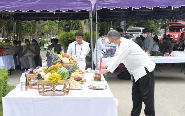 05.06.65 พิธีบวงสรวงศาลพระภูมิ มหาวิทยาลัยเชียงใหม่