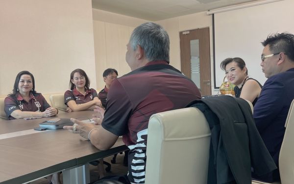 ภาพบรรยากาศเข้าแสดงความยินดี กับ รองอธิบดีกรมเชื้อเพลิงธรรมชาติ