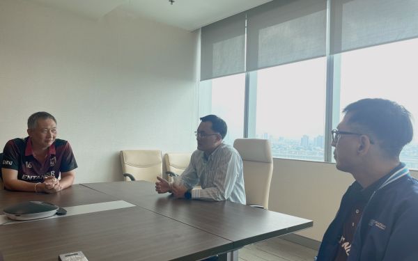 ภาพบรรยากาศเข้าแสดงความยินดี กับ รองอธิบดีกรมเชื้อเพลิงธรรมชาติ