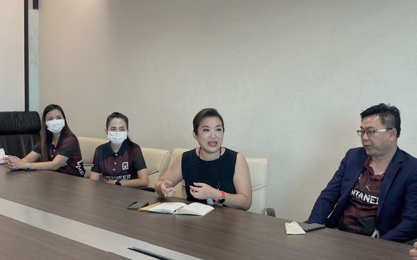 ภาพบรรยากาศเข้าแสดงความยินดี กับ รองอธิบดีกรมเชื้อเพลิงธรรมชาติ