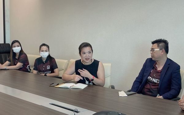 ภาพบรรยากาศเข้าแสดงความยินดี กับ รองอธิบดีกรมเชื้อเพลิงธรรมชาติ