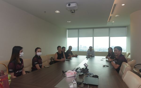 ภาพบรรยากาศเข้าแสดงความยินดี กับ รองอธิบดีกรมเชื้อเพลิงธรรมชาติ