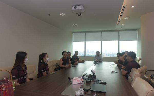 ภาพบรรยากาศเข้าแสดงความยินดี กับ รองอธิบดีกรมเชื้อเพลิงธรรมชาติ