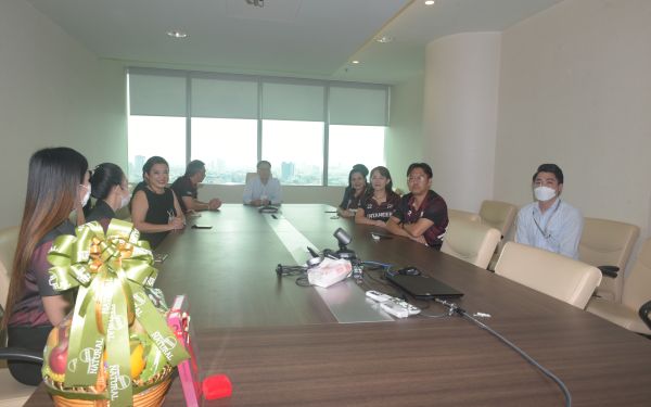 ภาพบรรยากาศเข้าแสดงความยินดี กับ รองอธิบดีกรมเชื้อเพลิงธรรมชาติ