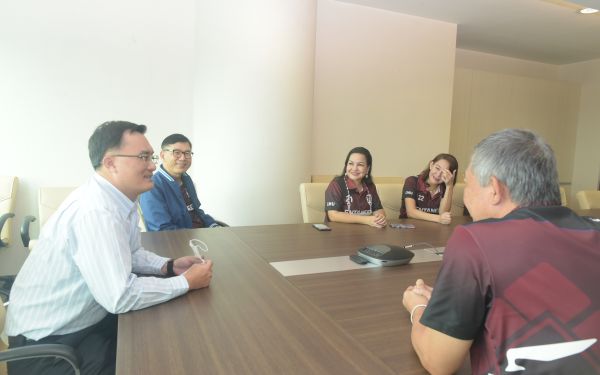 ภาพบรรยากาศเข้าแสดงความยินดี กับ รองอธิบดีกรมเชื้อเพลิงธรรมชาติ