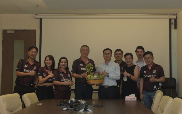 ภาพบรรยากาศเข้าแสดงความยินดี กับ รองอธิบดีกรมเชื้อเพลิงธรรมชาติ