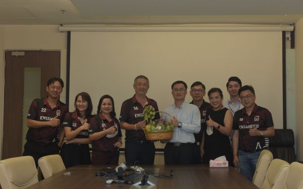 ภาพบรรยากาศเข้าแสดงความยินดี กับ รองอธิบดีกรมเชื้อเพลิงธรรมชาติ