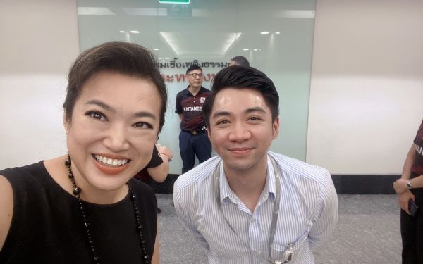 ภาพบรรยากาศเข้าแสดงความยินดี กับ รองอธิบดีกรมเชื้อเพลิงธรรมชาติ