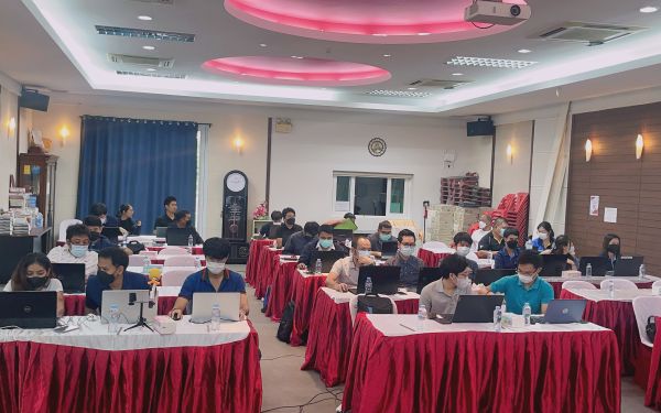 ภาพบรรยาการกิจกรรมสัมมนาเชิงปฎิบัติการ “พี่สอนน้อง” (Hand On The Job)