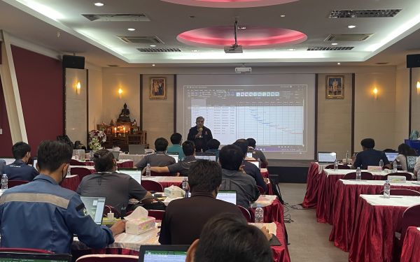 ภาพบรรยาการกิจกรรมสัมมนาเชิงปฎิบัติการ “พี่สอนน้อง” (Hand On The Job)