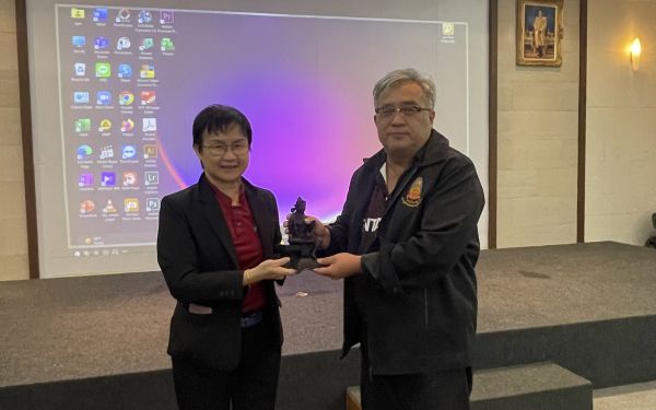 ภาพบรรยาการกิจกรรมสัมมนาเชิงปฎิบัติการ “พี่สอนน้อง” (Hand On The Job)