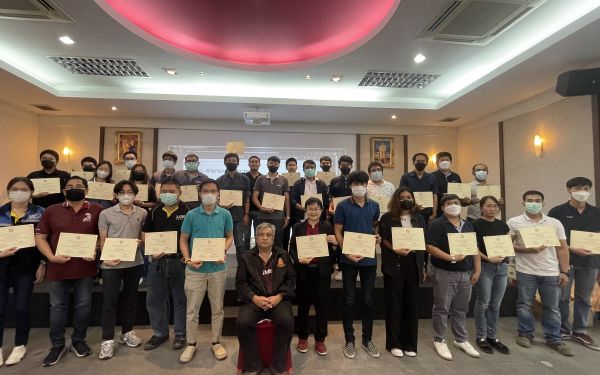 ภาพบรรยาการกิจกรรมสัมมนาเชิงปฎิบัติการ “พี่สอนน้อง” (Hand On The Job)