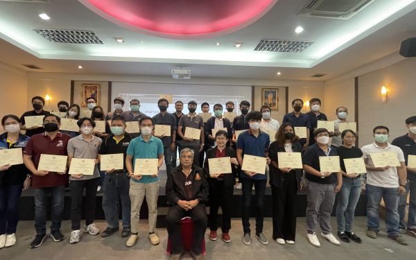 ภาพบรรยาการกิจกรรมสัมมนาเชิงปฎิบัติการ “พี่สอนน้อง” (Hand On The Job)