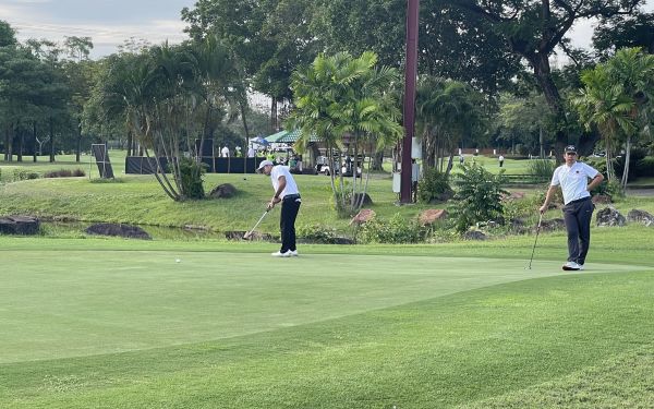 ภาพบรรยากาศกิจกรรมกอล์ฟ 8 เกียร์