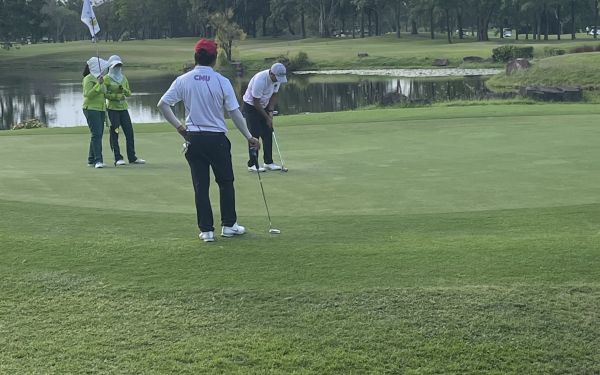 ภาพบรรยากาศกิจกรรมกอล์ฟ 8 เกียร์