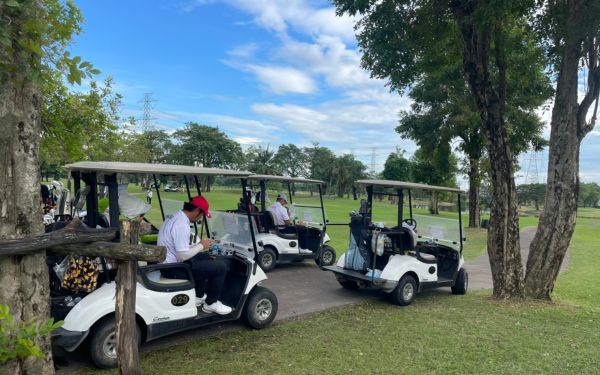 ภาพบรรยากาศกิจกรรมกอล์ฟ 8 เกียร์