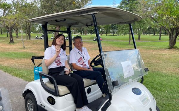 ภาพบรรยากาศกิจกรรมกอล์ฟ 8 เกียร์