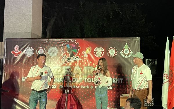 ภาพบรรยากาศกิจกรรมกอล์ฟ 8 เกียร์