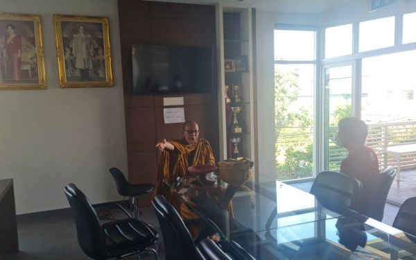 ภาพบรรยากาศสนทนาธรรมและพบปะสังสรรค์ รุ่น 18