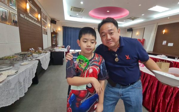 ภาพบรรยากาศสนทนาธรรมและพบปะสังสรรค์ รุ่น 18