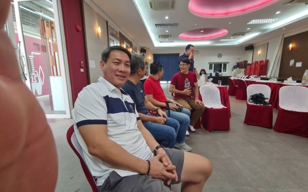 ภาพบรรยากาศสนทนาธรรมและพบปะสังสรรค์ รุ่น 18