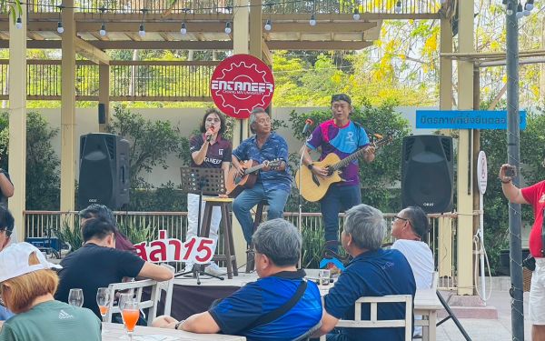 ภาพบรรยากาศงานเลี้ยงรุ่น 15 