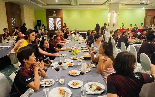 ภาพบรรยากาศงานเลี้ยงรุ่น 15 