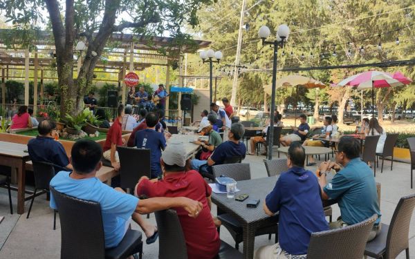 ภาพบรรยากาศงานเลี้ยงรุ่น 15 