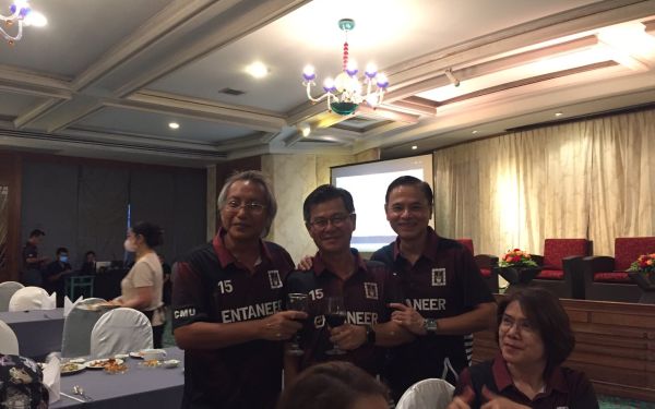 ภาพบรรยากาศงานเลี้ยงรุ่น 15 