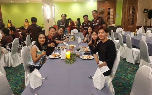 ภาพบรรยากาศงานเลี้ยงรุ่น 15 