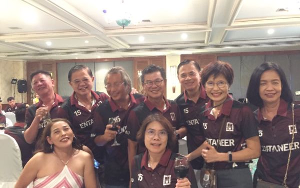 ภาพบรรยากาศงานเลี้ยงรุ่น 15 