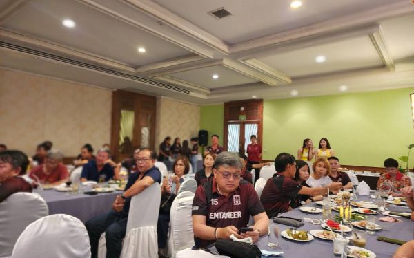 ภาพบรรยากาศงานเลี้ยงรุ่น 15 