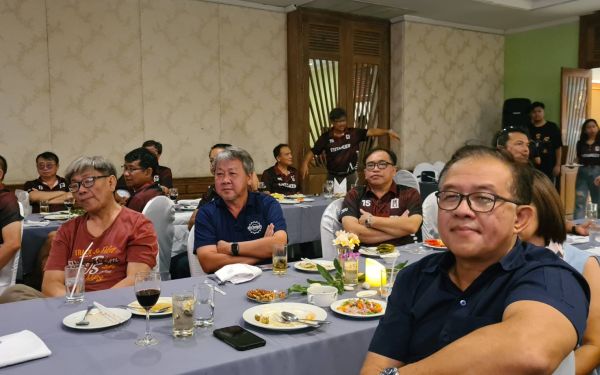 ภาพบรรยากาศงานเลี้ยงรุ่น 15 