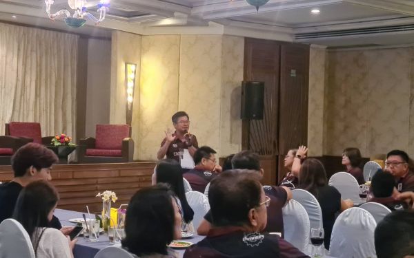 ภาพบรรยากาศงานเลี้ยงรุ่น 15 