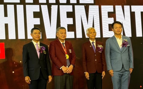 พิธีเชิดชูเกียรติผู้ได้รับรางวัลนักศึกษาเก่าเกียรติยศ (LIFETIME ACHIEVEMENT AWARD) และพิธีประกาศเกียรติคุณผู้ได้รับรางวัล LIFETIME SOCIETAL DEDICATION AWARD