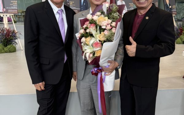 พิธีเชิดชูเกียรติผู้ได้รับรางวัลนักศึกษาเก่าเกียรติยศ (LIFETIME ACHIEVEMENT AWARD) และพิธีประกาศเกียรติคุณผู้ได้รับรางวัล LIFETIME SOCIETAL DEDICATION AWARD