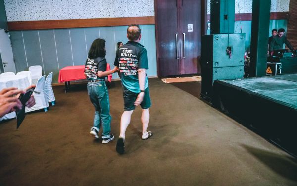 กิจกรรมงานเหล็กตะวันออก และ กิจกรรมรดน้ำดำหัว