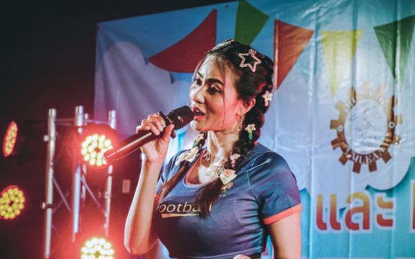 กิจกรรมงานเหล็กตะวันออก และ กิจกรรมรดน้ำดำหัว