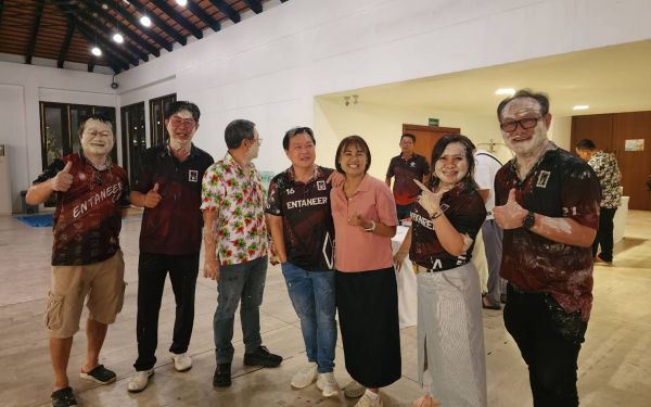 กิจกรรมงานเหล็กตะวันออก และ กิจกรรมรดน้ำดำหัว