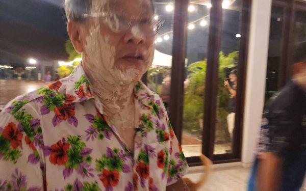 กิจกรรมงานเหล็กตะวันออก และ กิจกรรมรดน้ำดำหัว