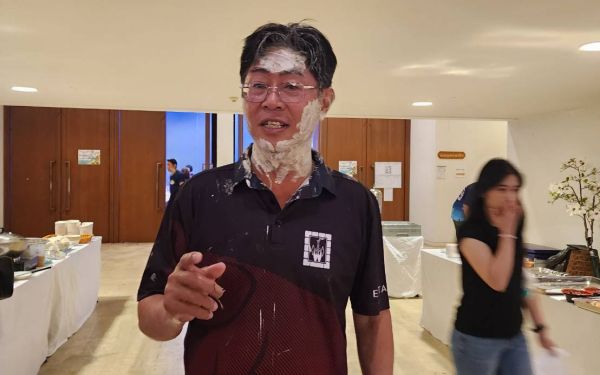 กิจกรรมงานเหล็กตะวันออก และ กิจกรรมรดน้ำดำหัว